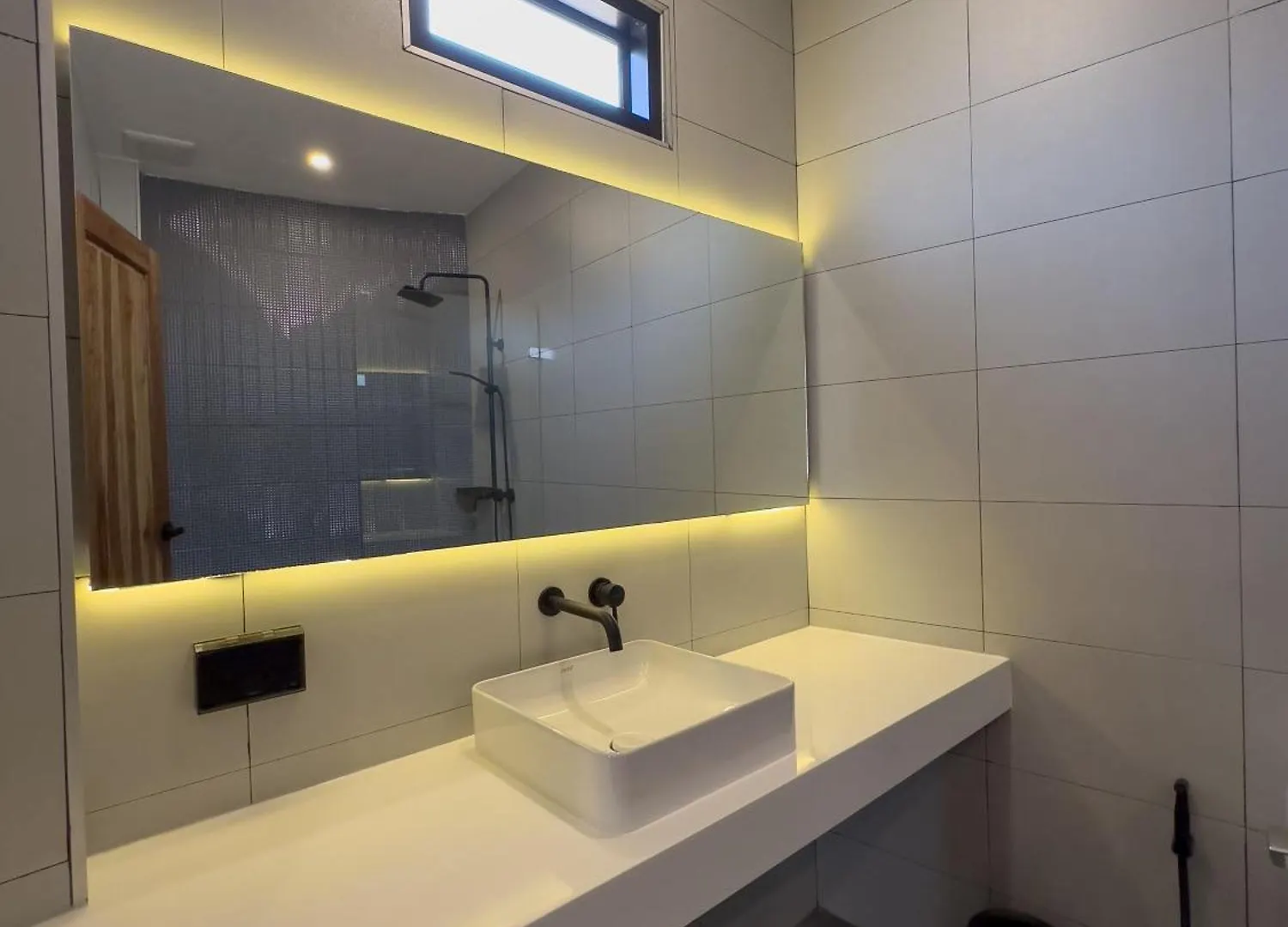 Ko Lanta Lovelytheroom تايلاند